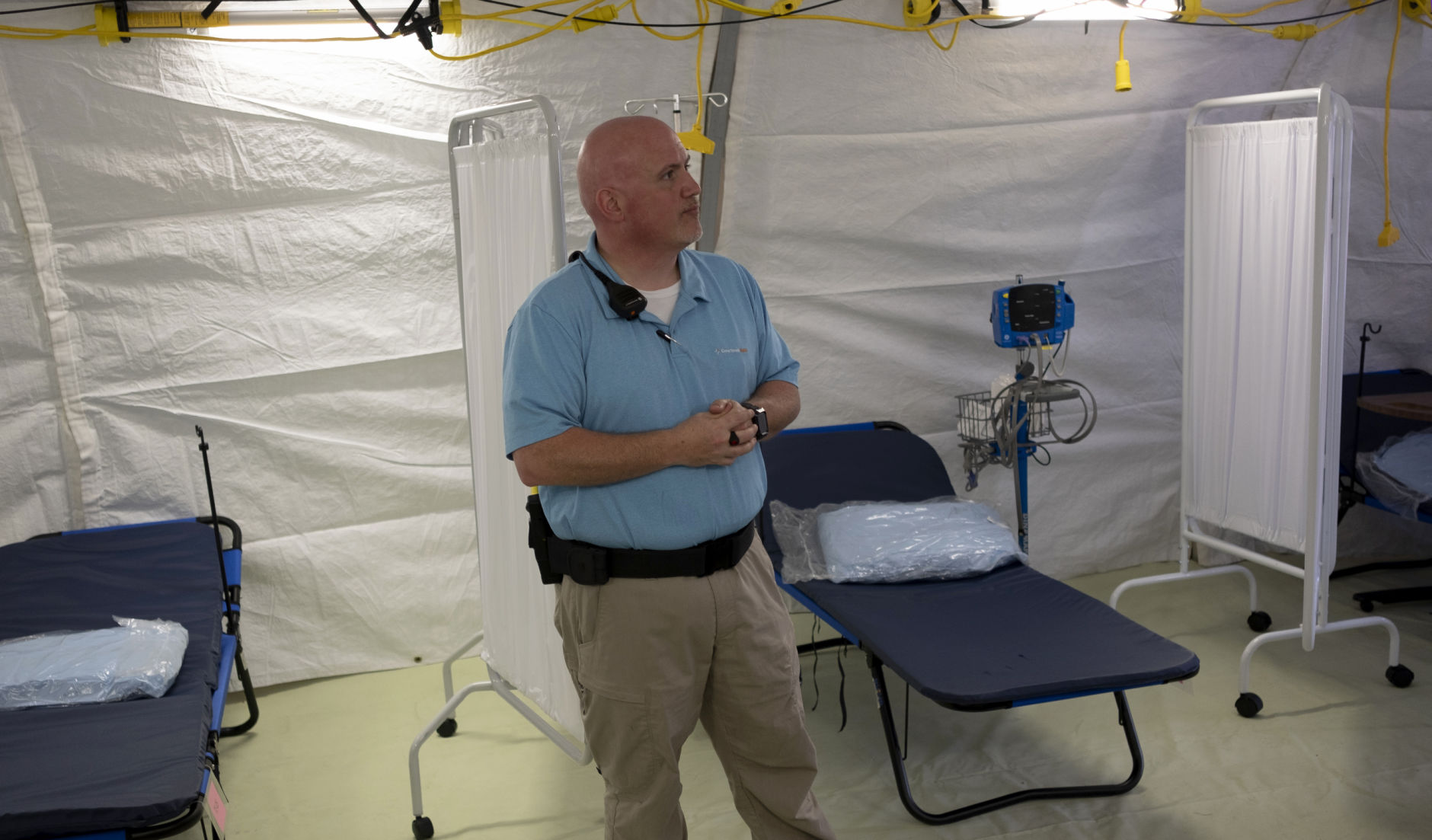 320 hospital tent_JM06.JPG